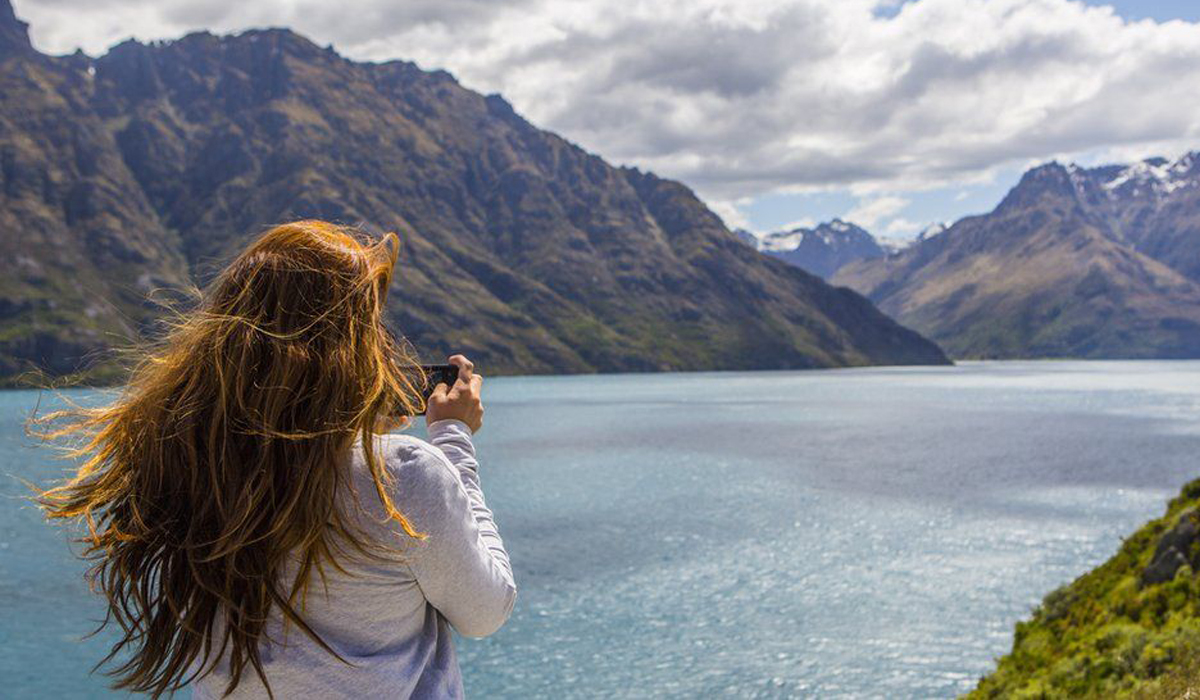 Holiday visas